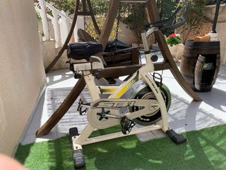 Bicicleta Estática BH SpinPower