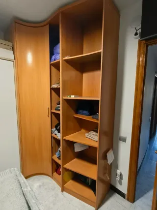 Armario de madera