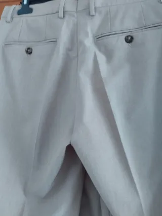 Traje Zara color arena hombre