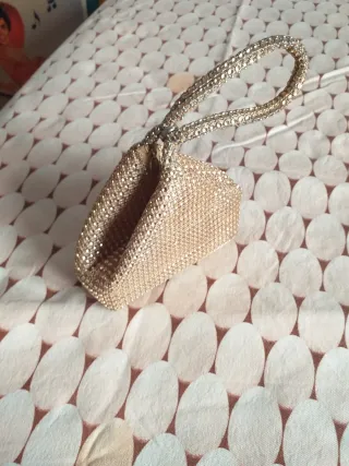 Bolso de fiesta dorado