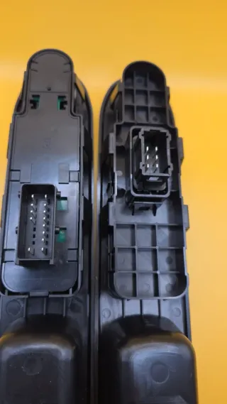 Pack Botoneras Elevalunas Pomo Peugeot 207