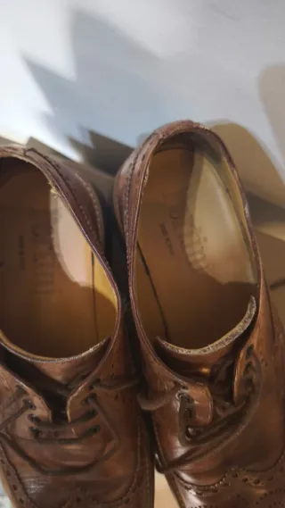 Zapatos de vestir Pertini marrones