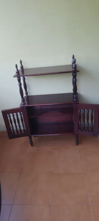Mueble auxiliar madera antiguo