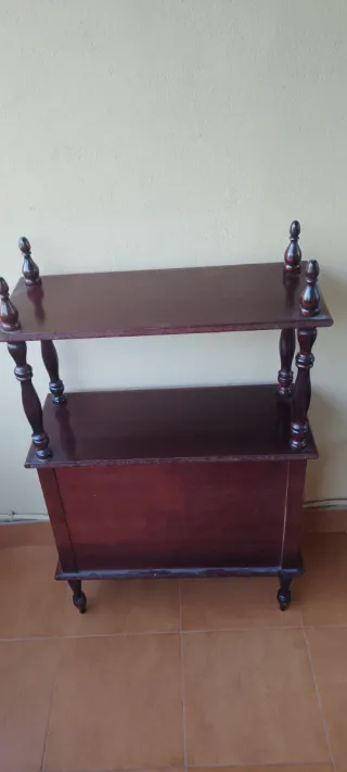 Mueble auxiliar madera antiguo