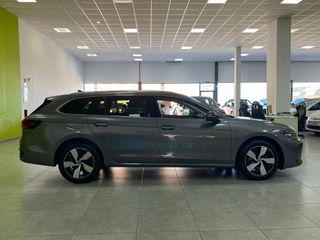Volkswagen Passat Business 1.5 ETSI 150CV DSG MHEV