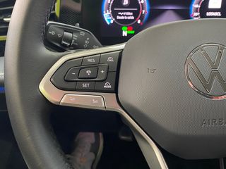 Volkswagen Passat Business 1.5 ETSI 150CV DSG MHEV