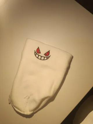 Gorro blanco Gengar
