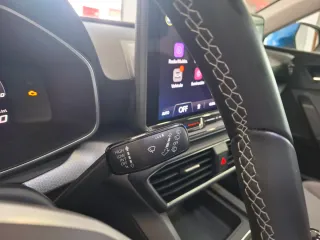 SEAT Leon 2025