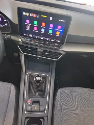 SEAT Leon 2025