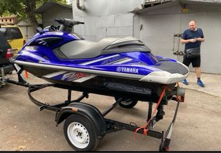 Yamaha FZR 1800 + Flyboard Zapata Legend