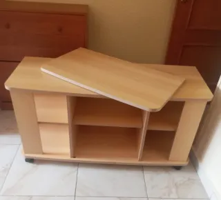 Mueble TV madera con baldas