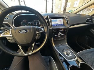 Ford S-Max Vignale Híbrido 2023 · Batería nueva ·