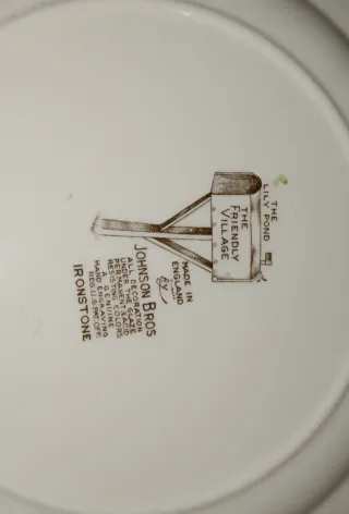 Coppia piatti decorativi scena rurale