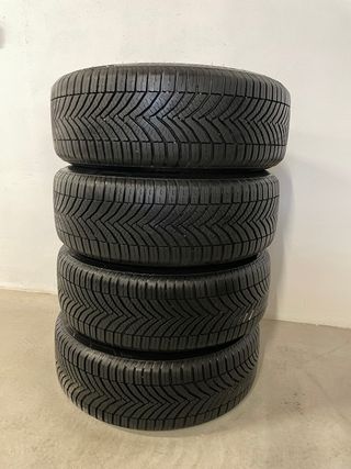 4 Llantas con Neumáticos de Invierno