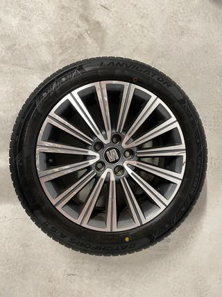 4 Llantas con Neumáticos de Invierno