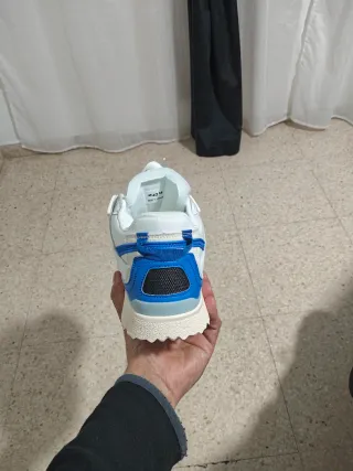 Zapatillas Off-White Nuevas