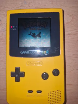 Nintendo Game Boy Color Amarilla + juegos
