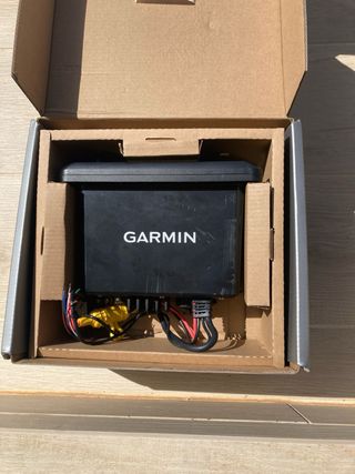Garmin VHF 215i AIS Radio Marina
