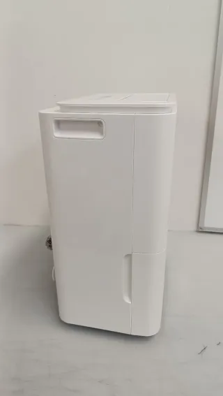 Deshumidificador Comfee 20L W23Y2451