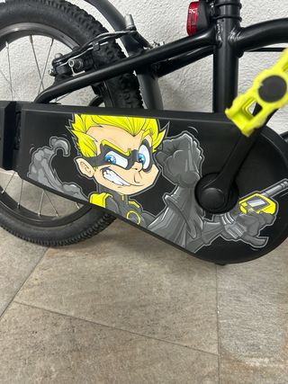 Bicicleta Btwin Dark Hero 500 Negra/Verde