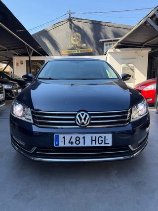 Volkswagen Passat 2011