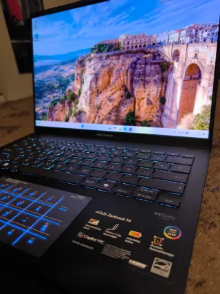 Asus Zenbook Ryzen 7 AI 32GB DDR5