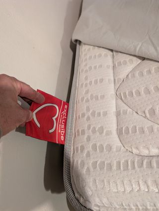 Cama Sklät de Ikea 190x90 con somier y colchón 190