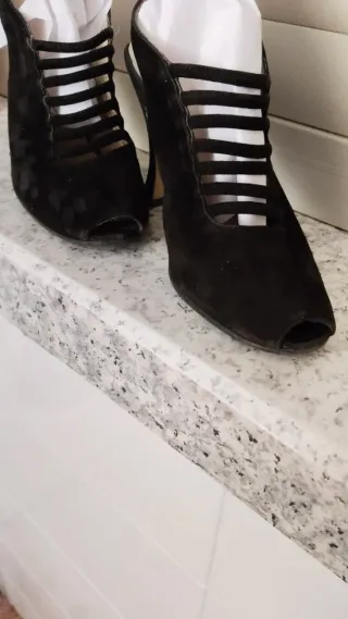 Zapatos de ante negro tacón 9 cm