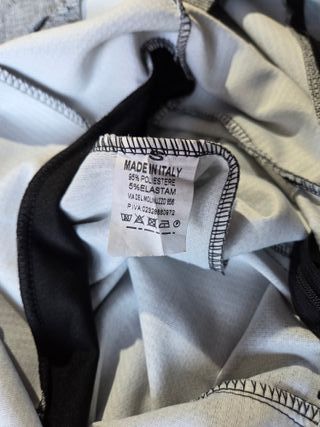 Vestido italiano gris y negro