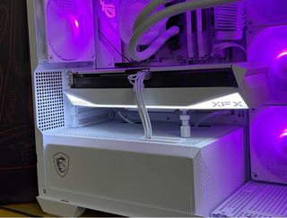 XFX Mercury AMD Radeon RX 9060 XT OC 16gb