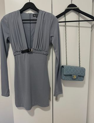 Vestido Zara gris con cinturón