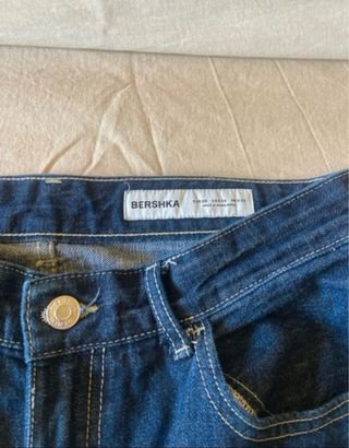 Pantalón vaquero Bershka azul