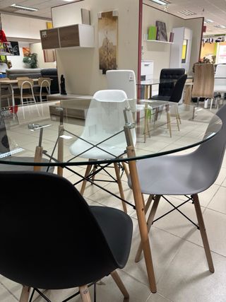 Mesa redonda cristal y 4 sillas