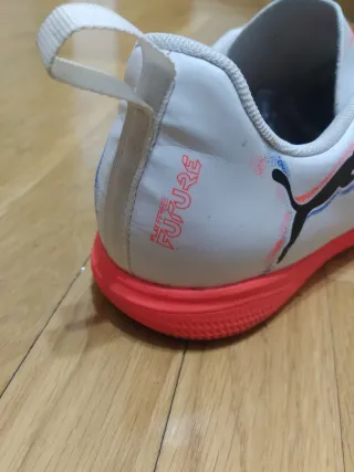 Zapatillas Fútbol Sala Blancas y Naranja
