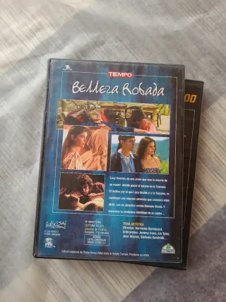 4 DVDs: Planeta de los Simios, Cautivos, Belleza R