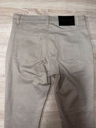 Pantalones elásticos