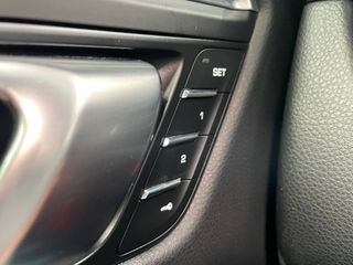 Porsche Macan 2021