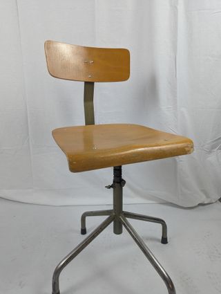 Silla de vintage industrial madera y metal