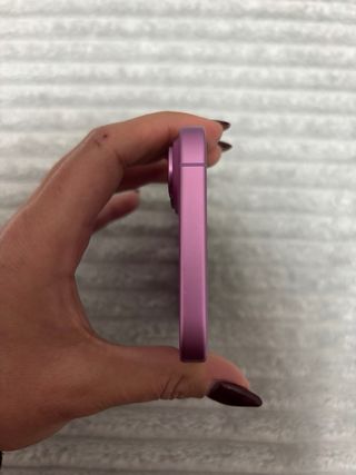 iPhone 16 128GB Morado