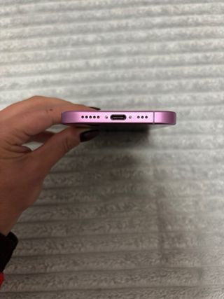 iPhone 16 128GB Morado