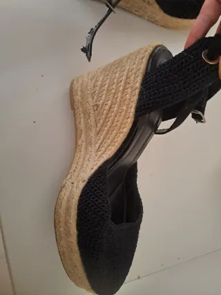 Cuña Zara Negra Crochet