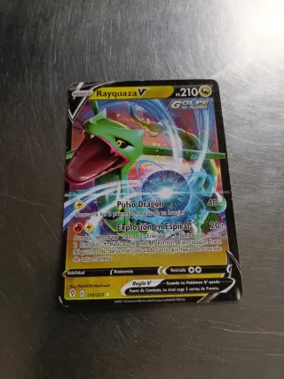 Carta Pokémon Rayquaza V 110/203