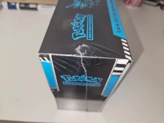Caja Entrenador Élite Pokémon Fulgor Negro nuevo