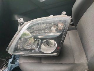 Faro Opel Vectra C