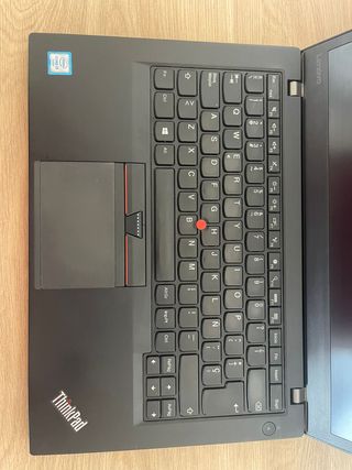 Lenovo Thinkpad T460S i5 6200U.