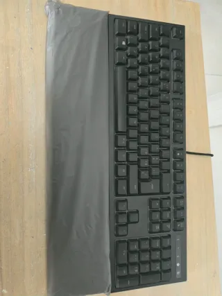 Razer Ornata Chroma Tastiera Mecha-Membrane