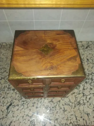 Mueble cajonero 8 cajones madera y metal