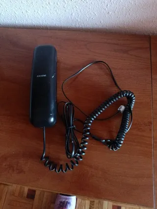 Teléfono Alcatel Negro