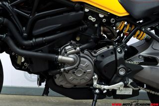 DUCATI MONSTER 821