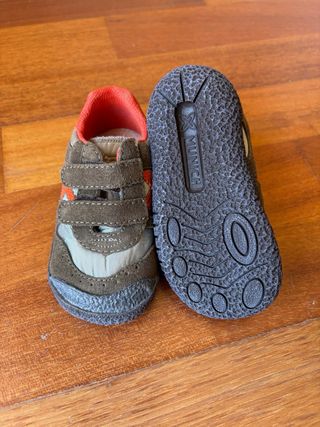 Zapatillas Munich Talla 21 Marrón